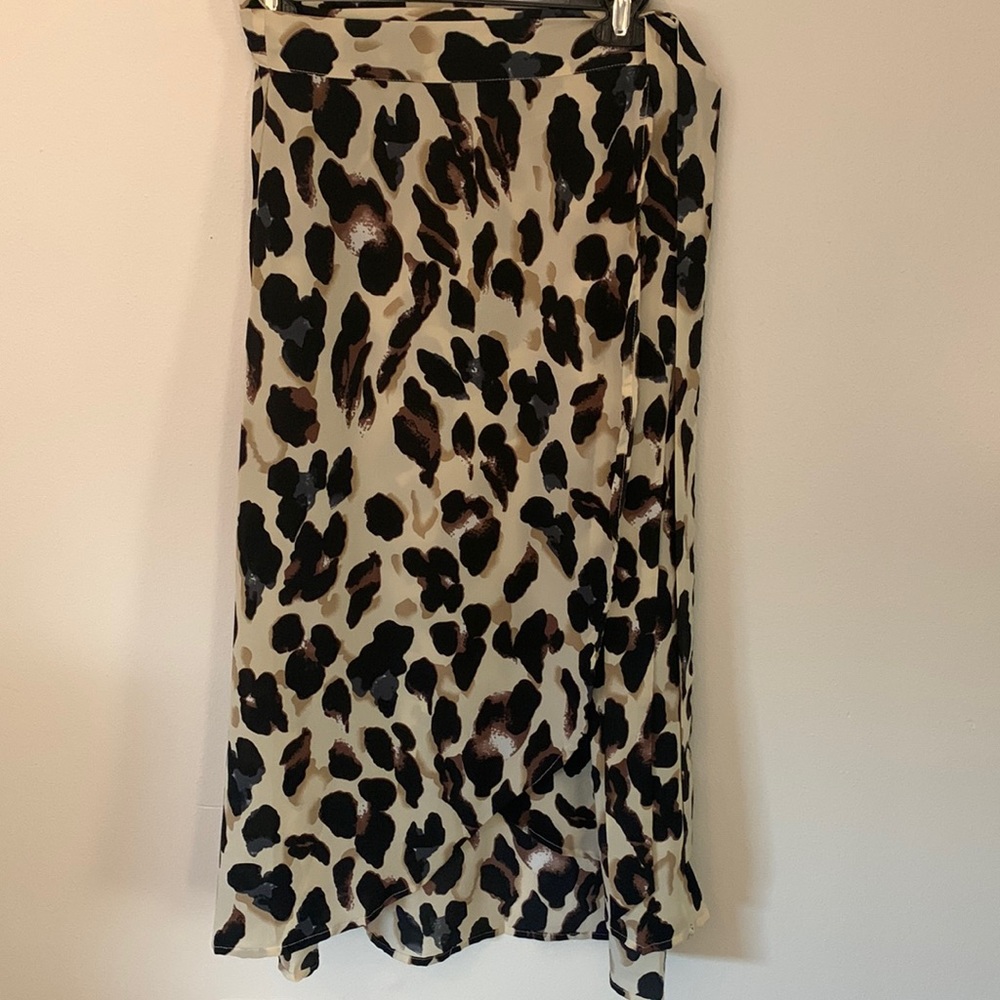 Leopard print maxi skirt